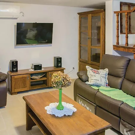 Front In Ferienhaus *