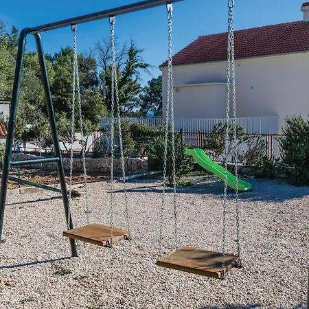 Pet Friendly In * Orebic