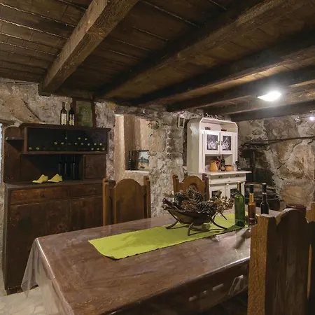 Pet Friendly In * Orebic