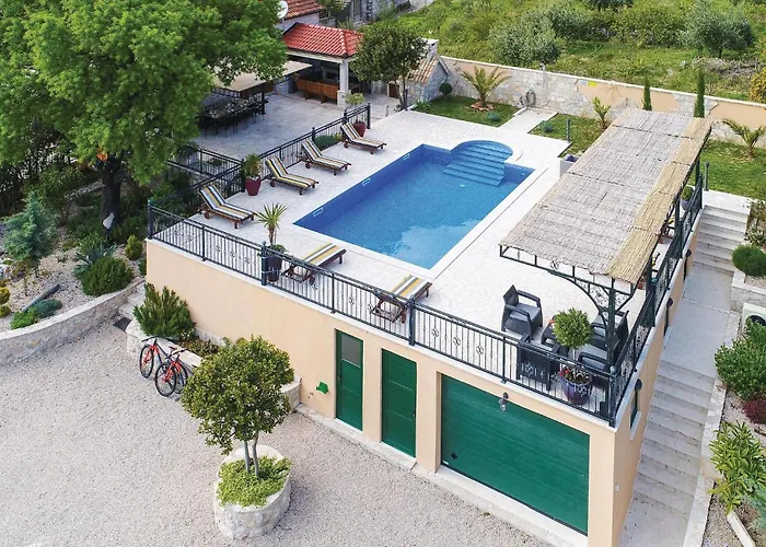 Pet Friendly In Сasa de vacaciones Orebić