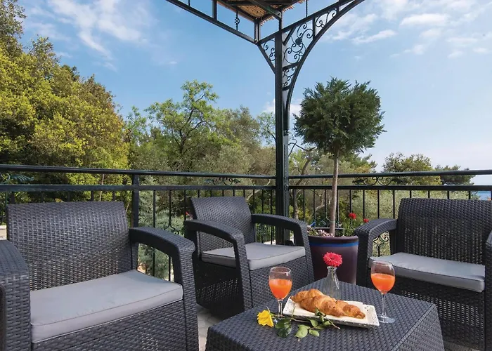 Pet Friendly In Orebić