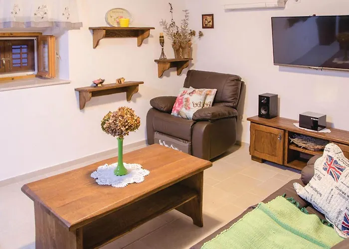 Pet Friendly In Сasa de vacaciones Orebić